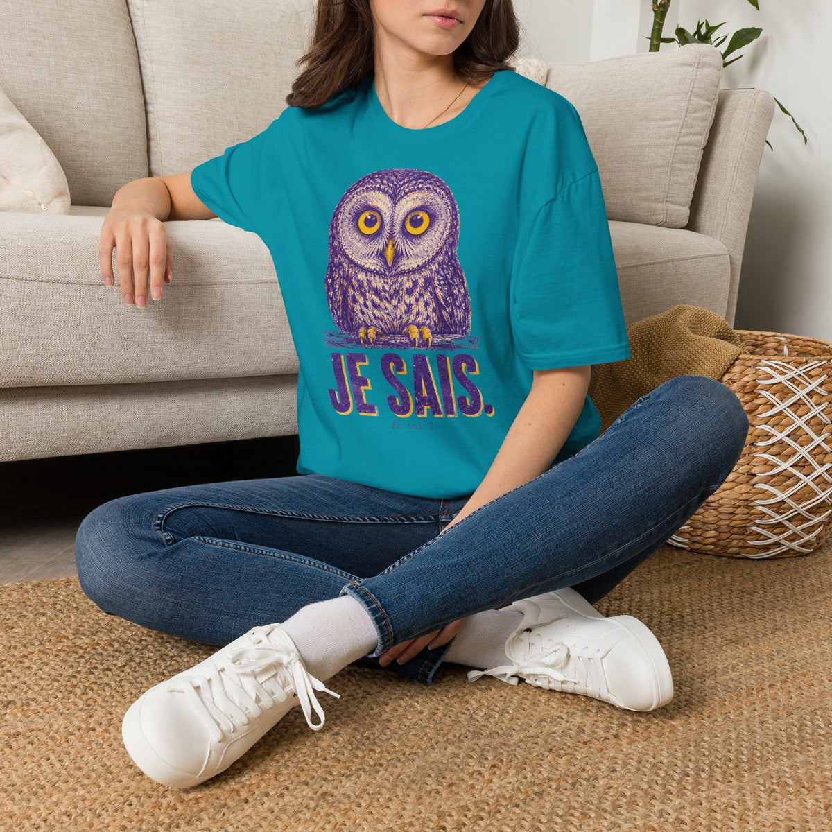 T-shirt graphique avec hibou — Hibou violet avec inscription « Je sais. »