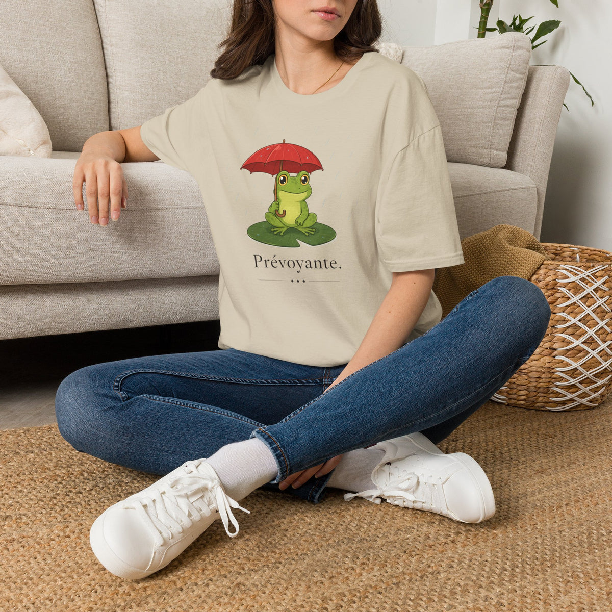 T-shirt Grenouille au parapluie rouge — Adorable illustration « Prévoyante »