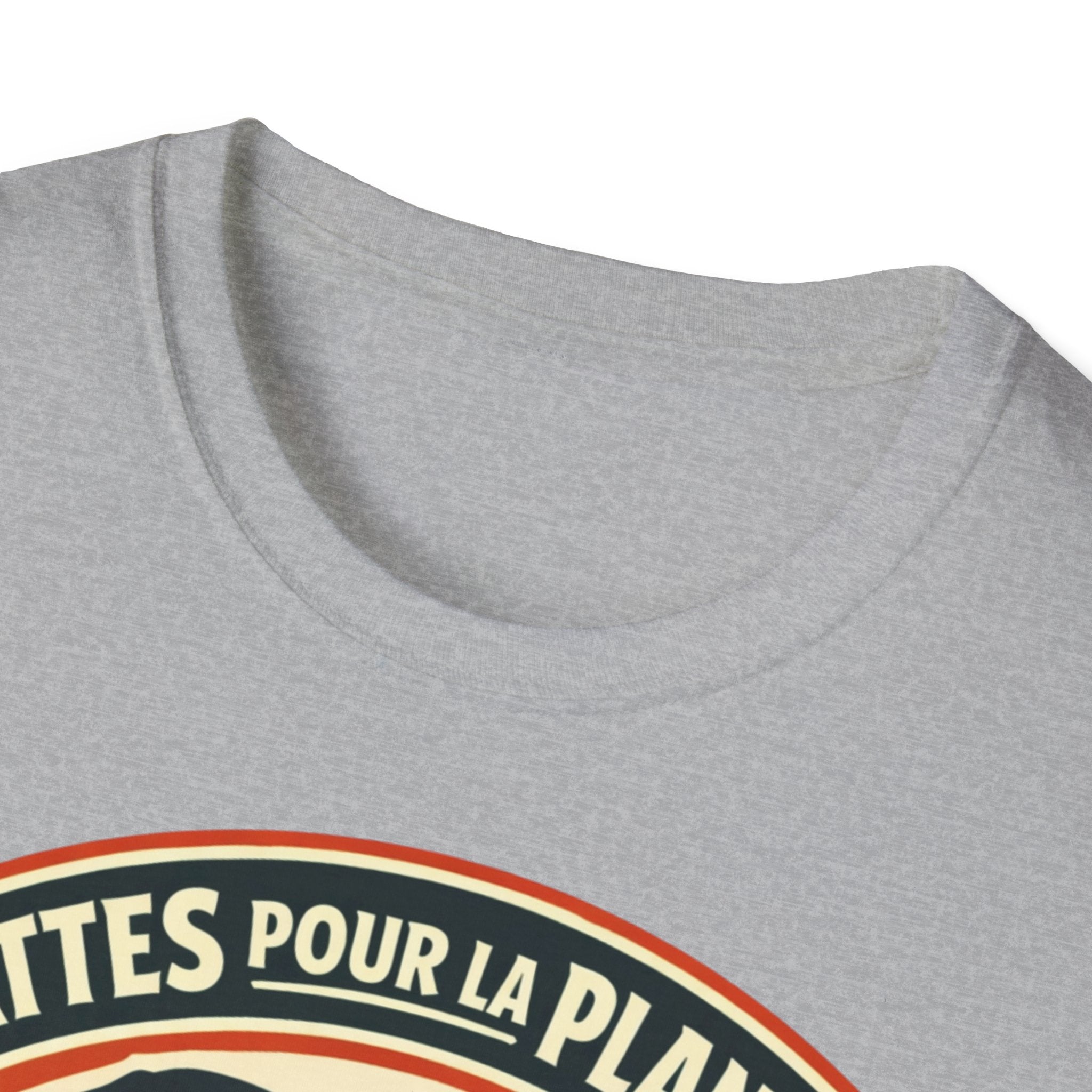 T-Shirt — "Pattes Pour La Planète" Eco Pet Rescue Tee (Adopte • Réutilise • Aime)