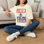 T-shirt — « La nature n’est pas un décor » — T-shirt graphique pour la protection des abeilles