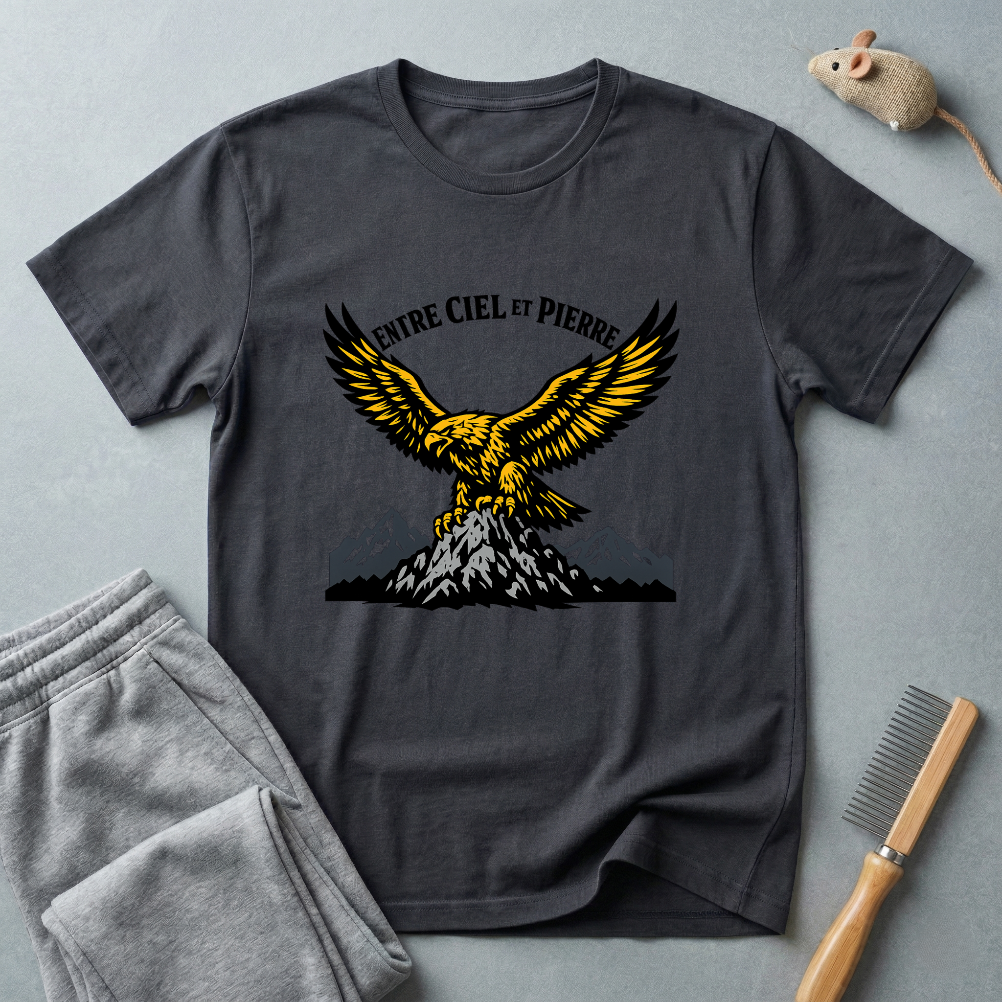 T-shirt aigle au-dessus des montagnes — T-shirt outdoor vintage «Entre Ciel et Pierre»