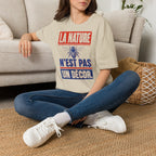 T-shirt — « La nature n’est pas un décor » — T-shirt graphique pour la protection des abeilles