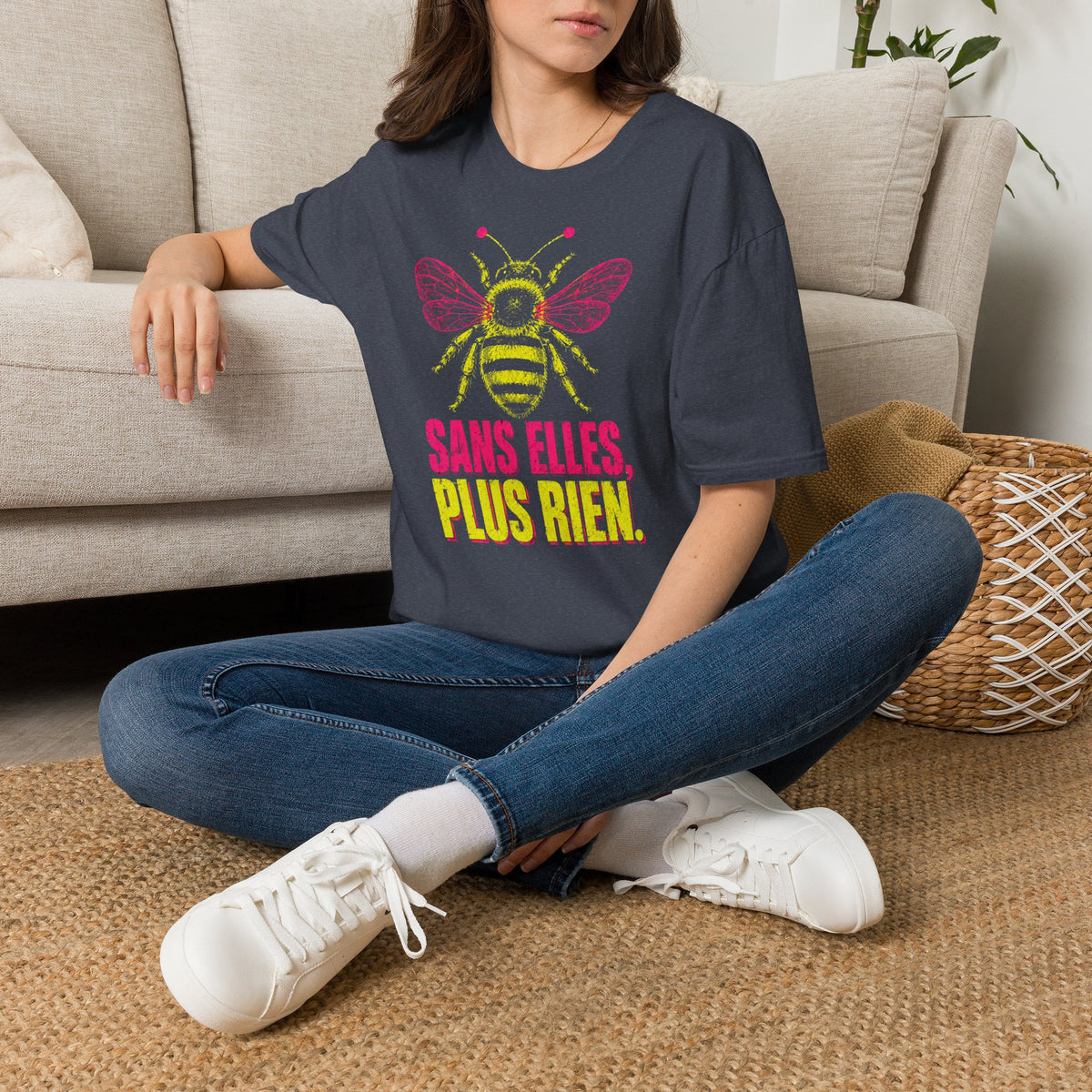 T-shirt graphique Abeille — « Sans elles, plus rien. » — T-shirt féministe en hommage aux pollinisatrices