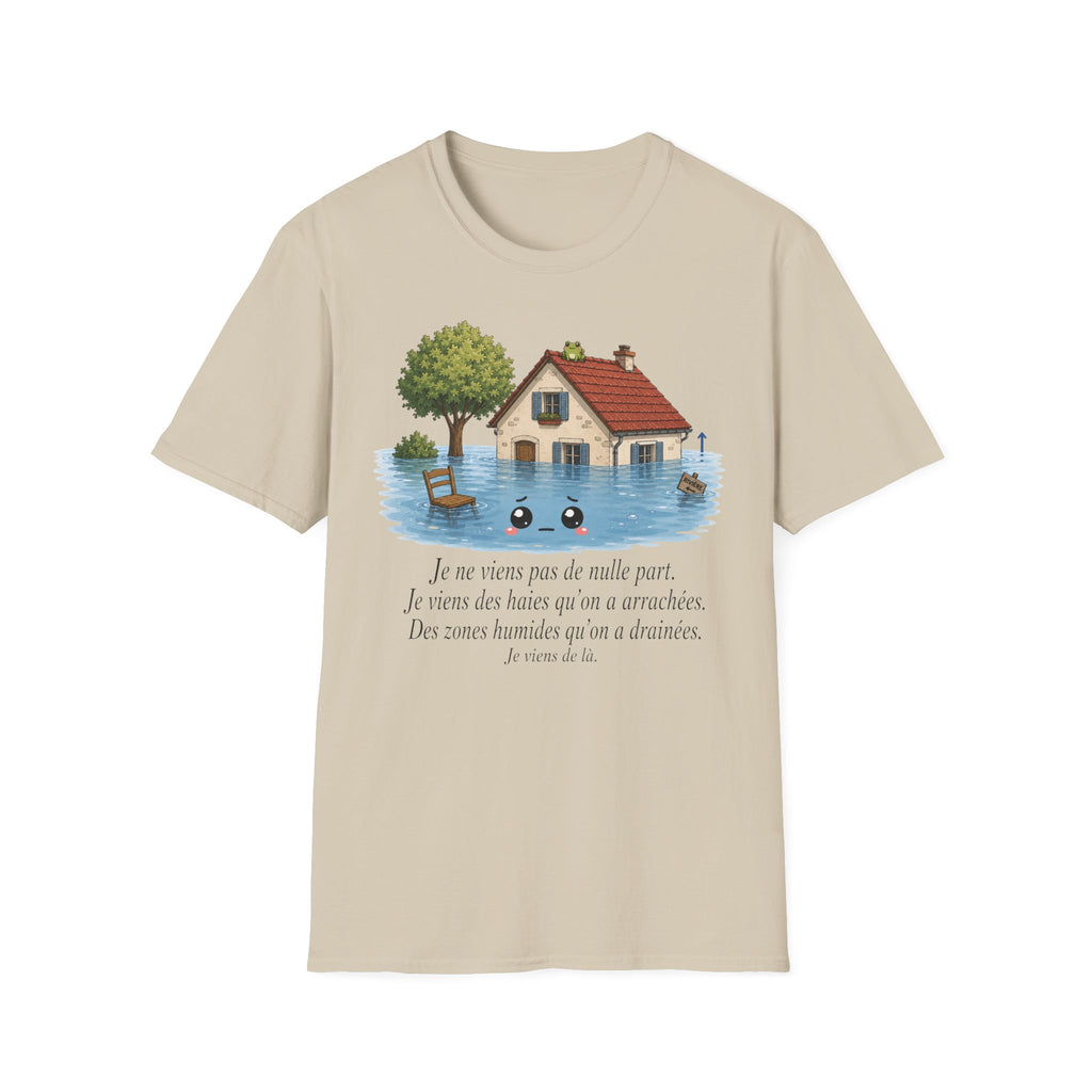 T-shirt « Maison inondée » — Adorable illustration kawaii d’une maison dans les eaux montante